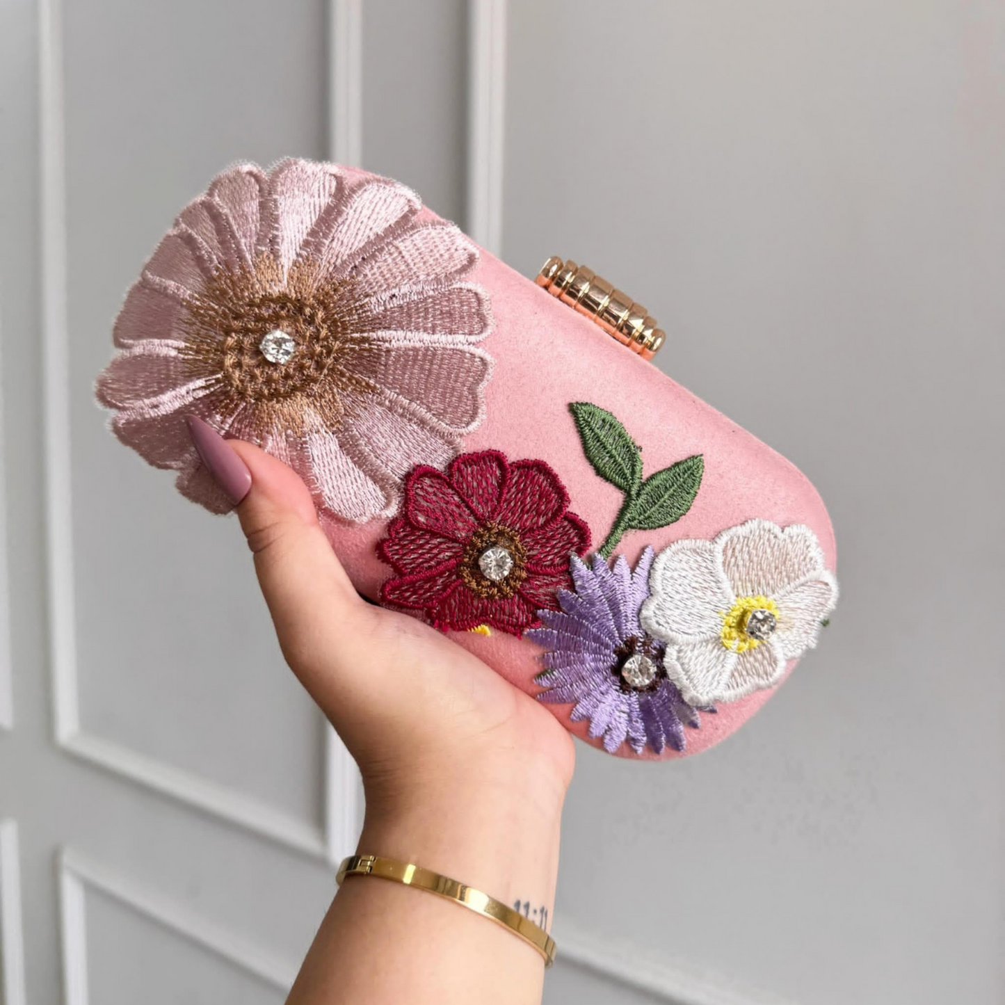 Zaitoon Bloom Floral Clutch