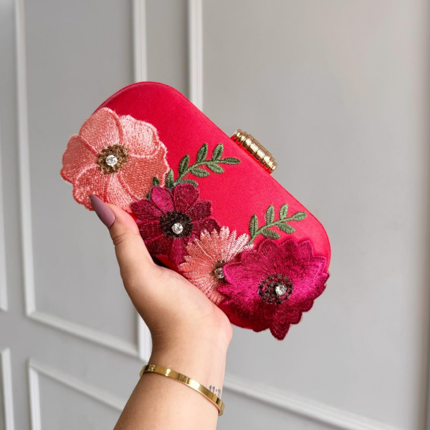 Bloom Theory Floral Clutch