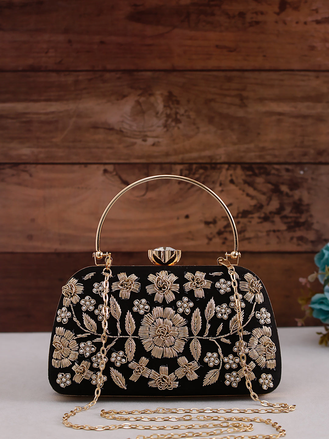 Noir Muse Clutch