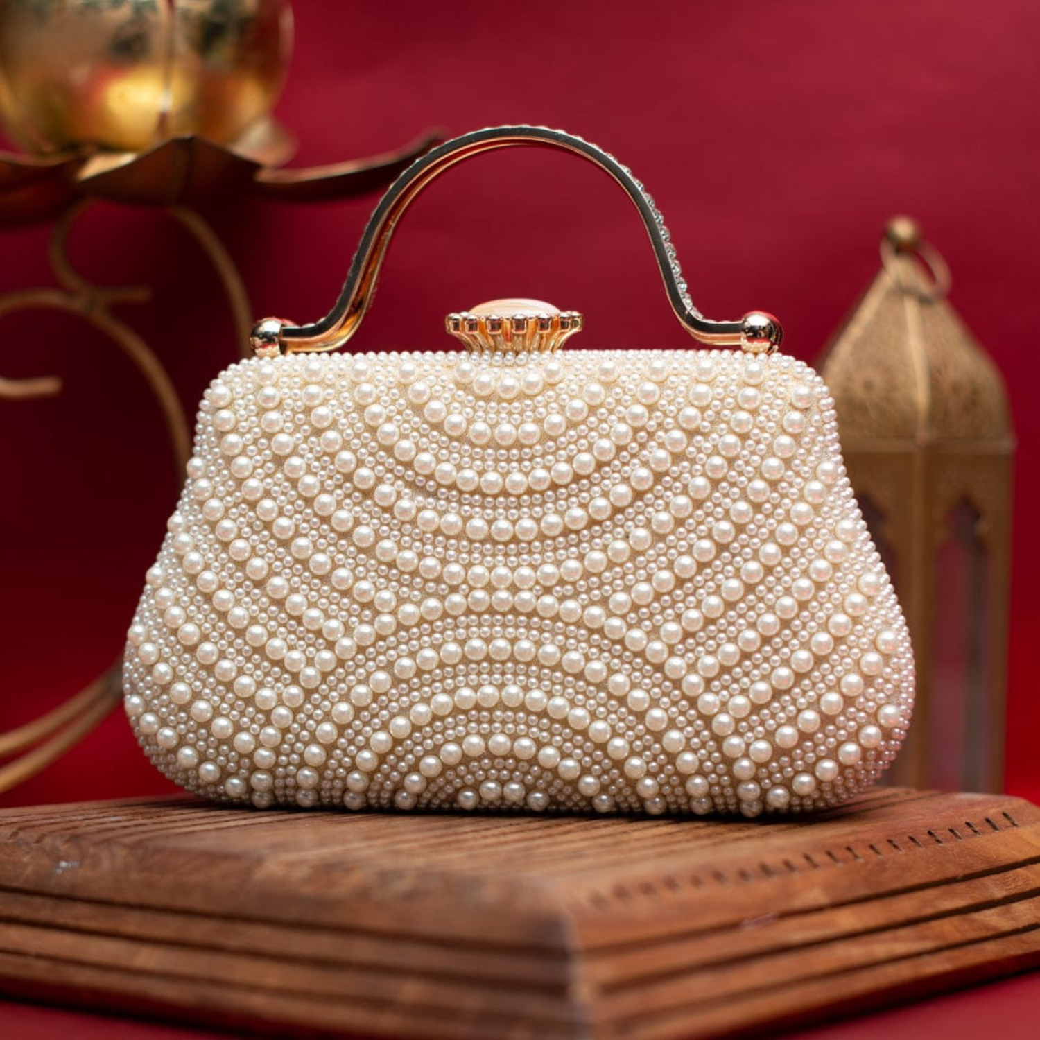 Vintage Pearl Luxe Clutch