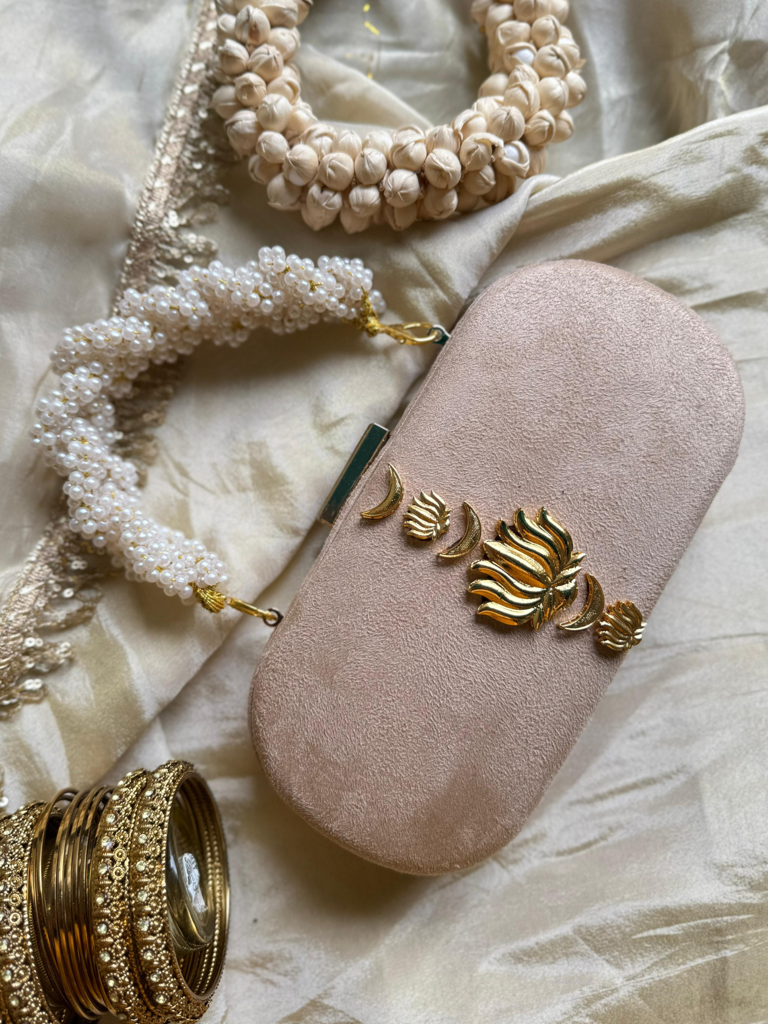 Maharani Kundan Clutch