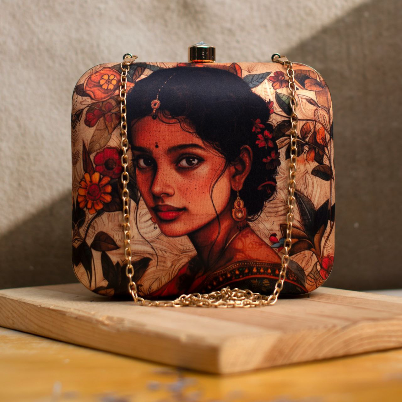 Vintage Girl Face Printed Clutch