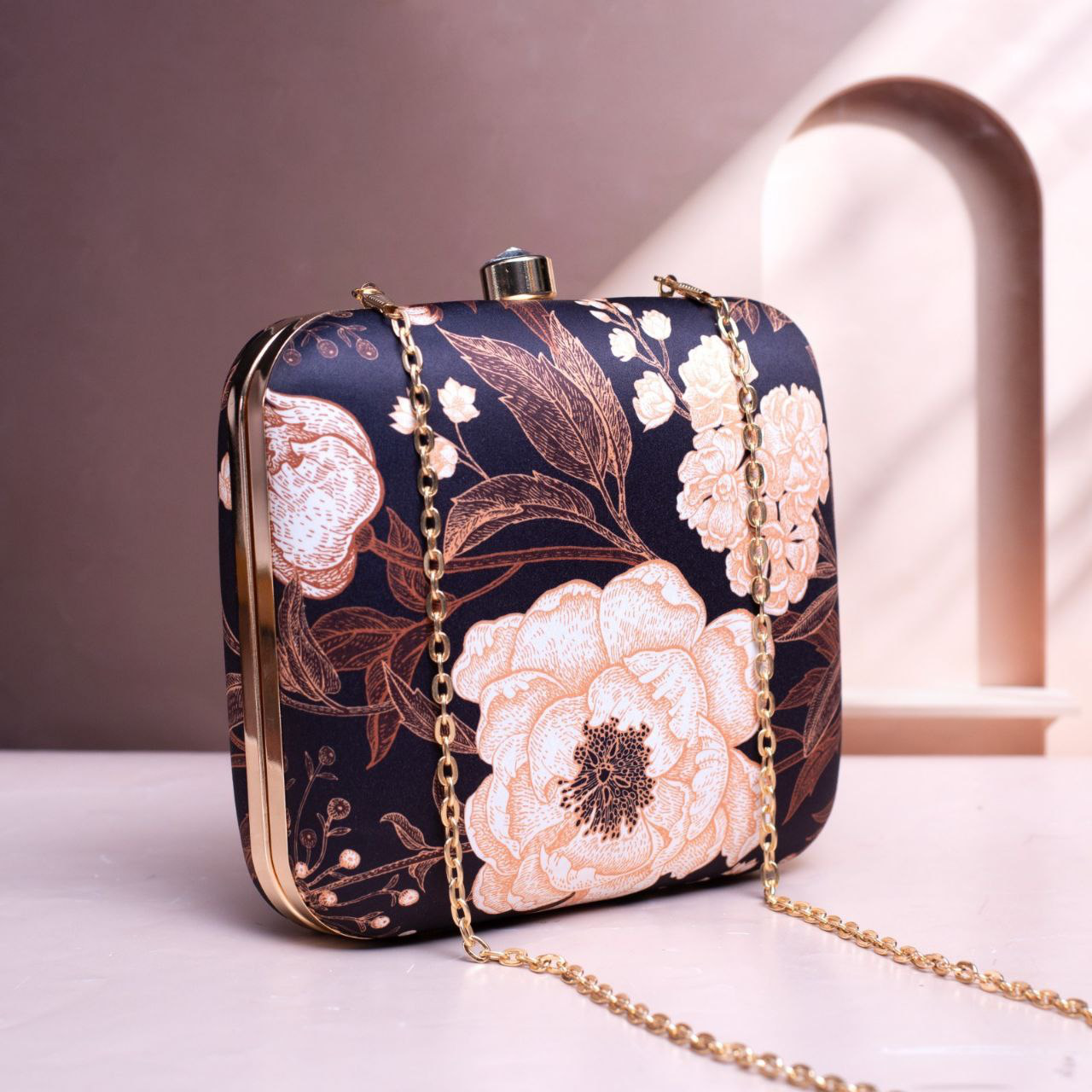 White Big Rose Printed Clutch