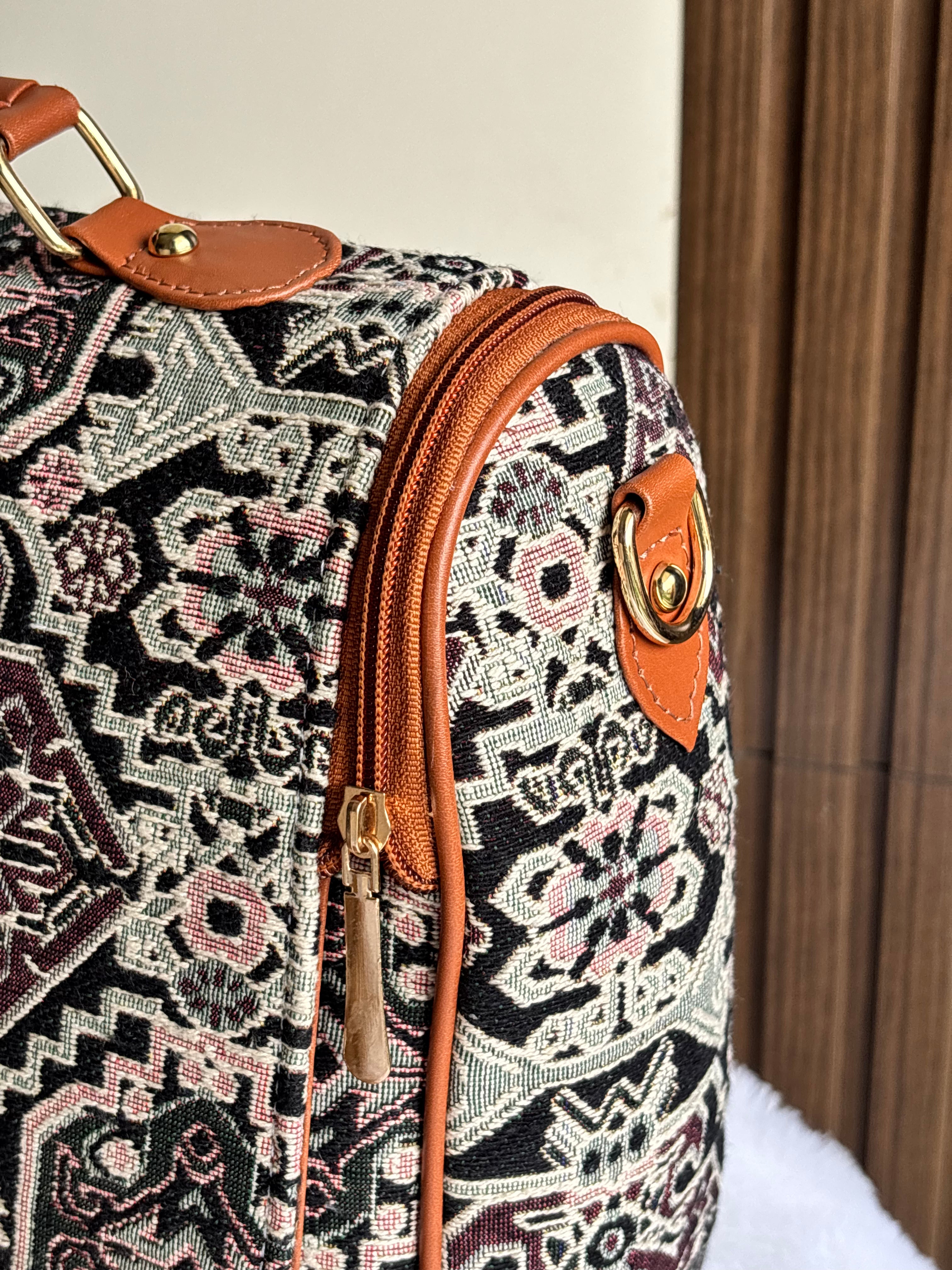 Double Magnet Duffle Bag