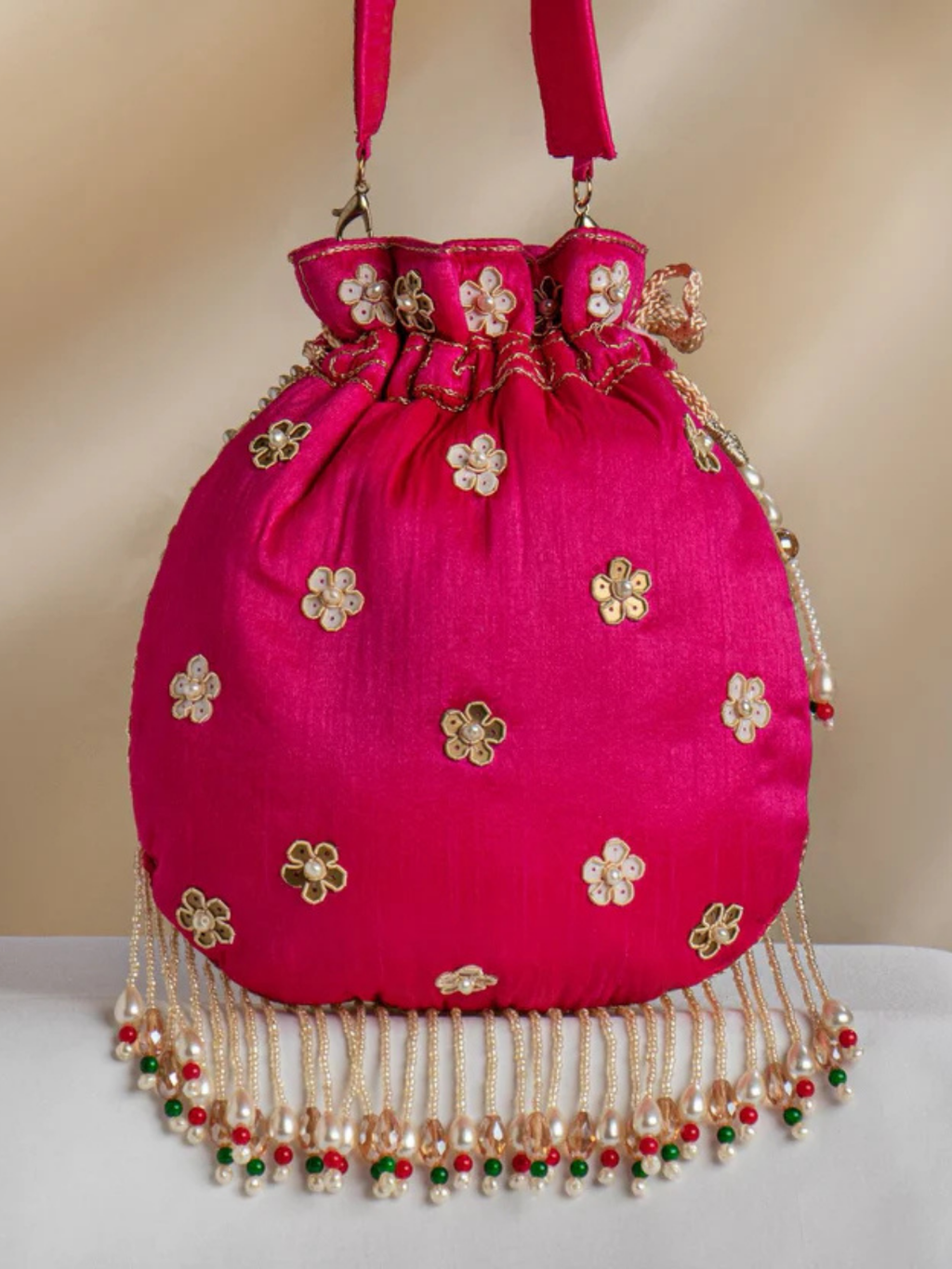 Heirloom Pearl Potli