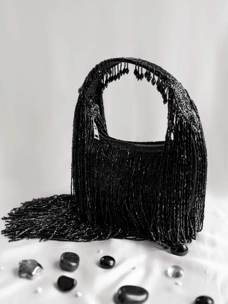 Noir Tassel Royale