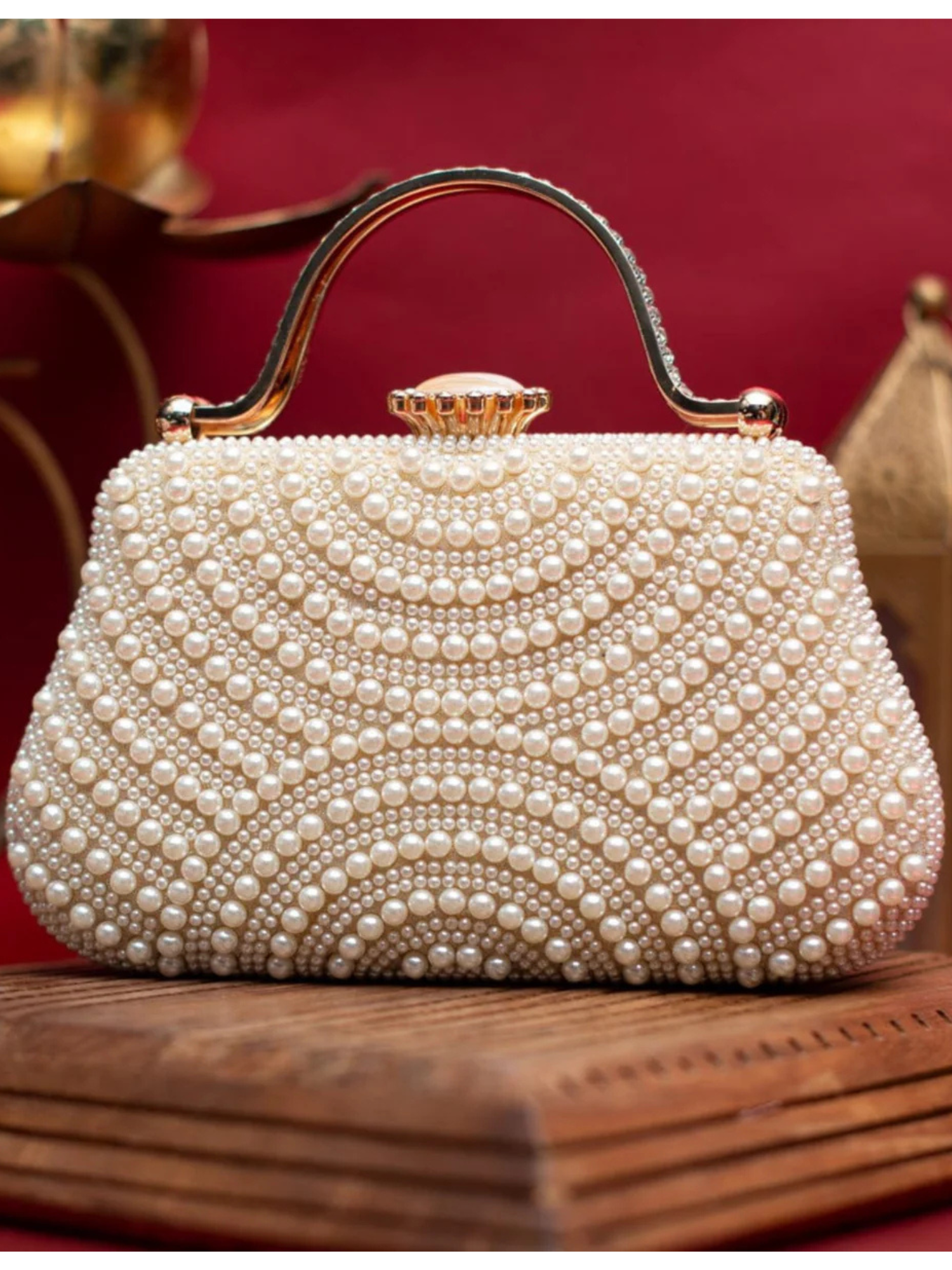 Vintage Pearl Luxe Clutch