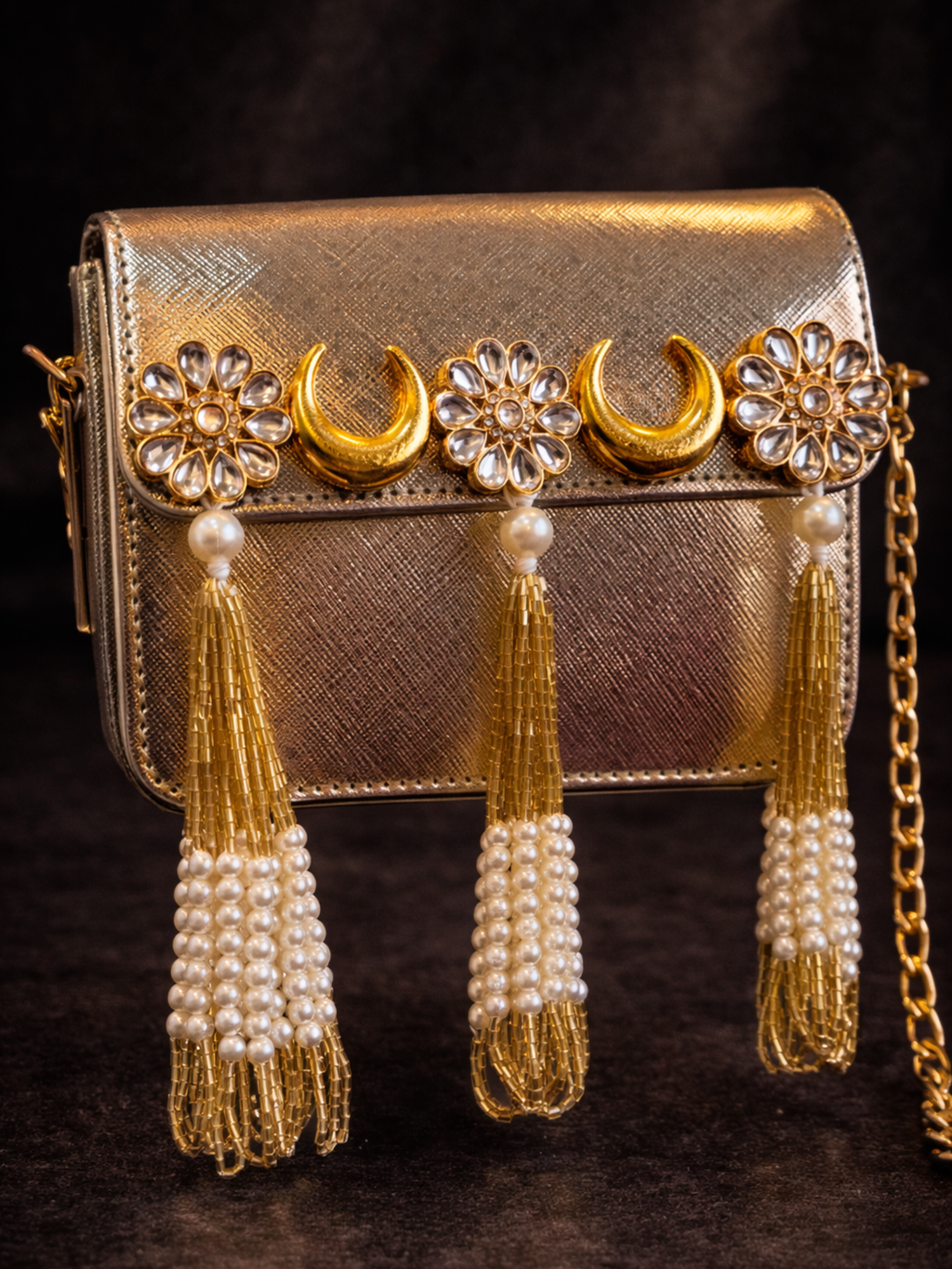Noor-e-Chaand Tassel Clutch