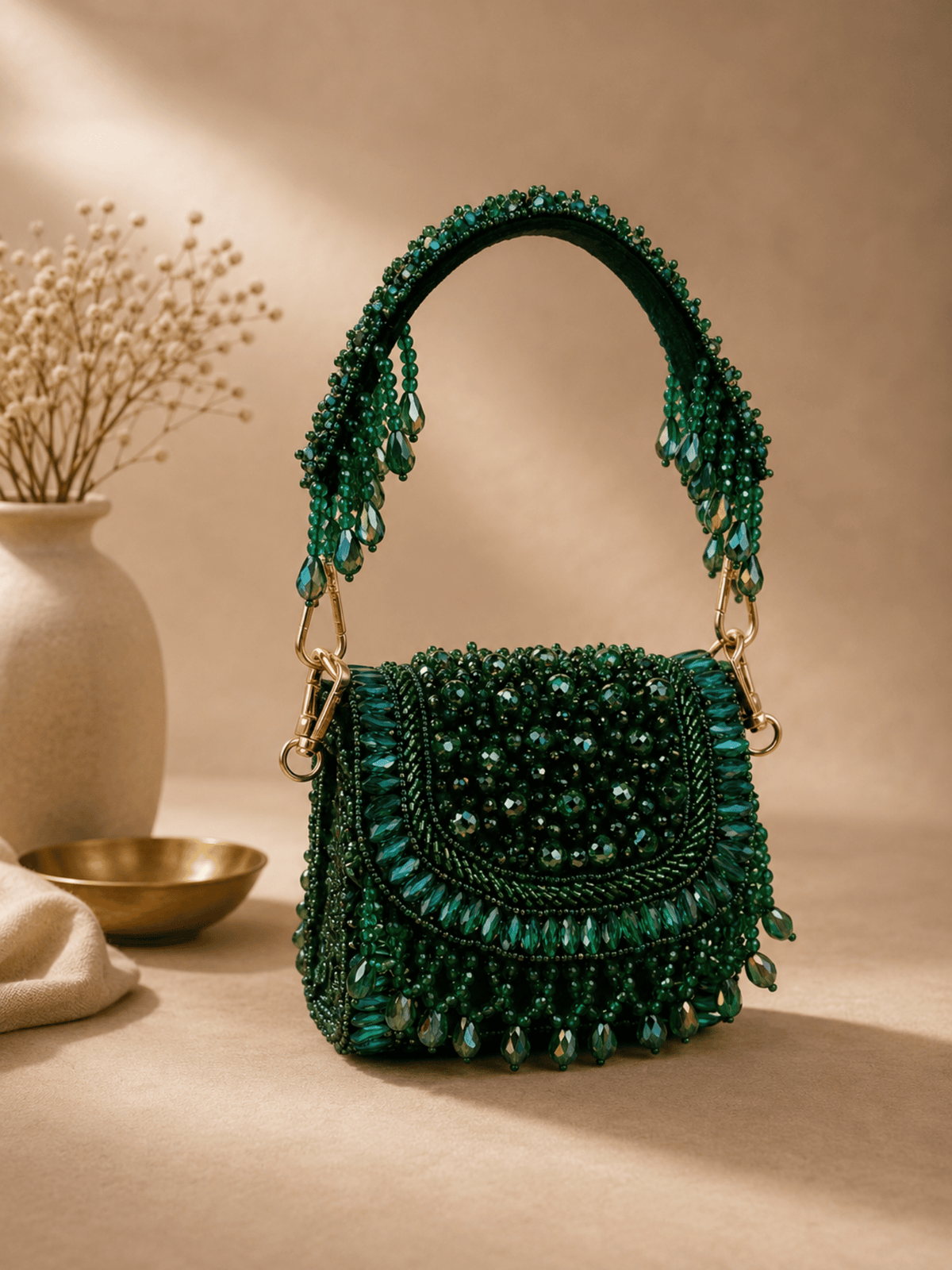 Pearl Noor Mini Clutch