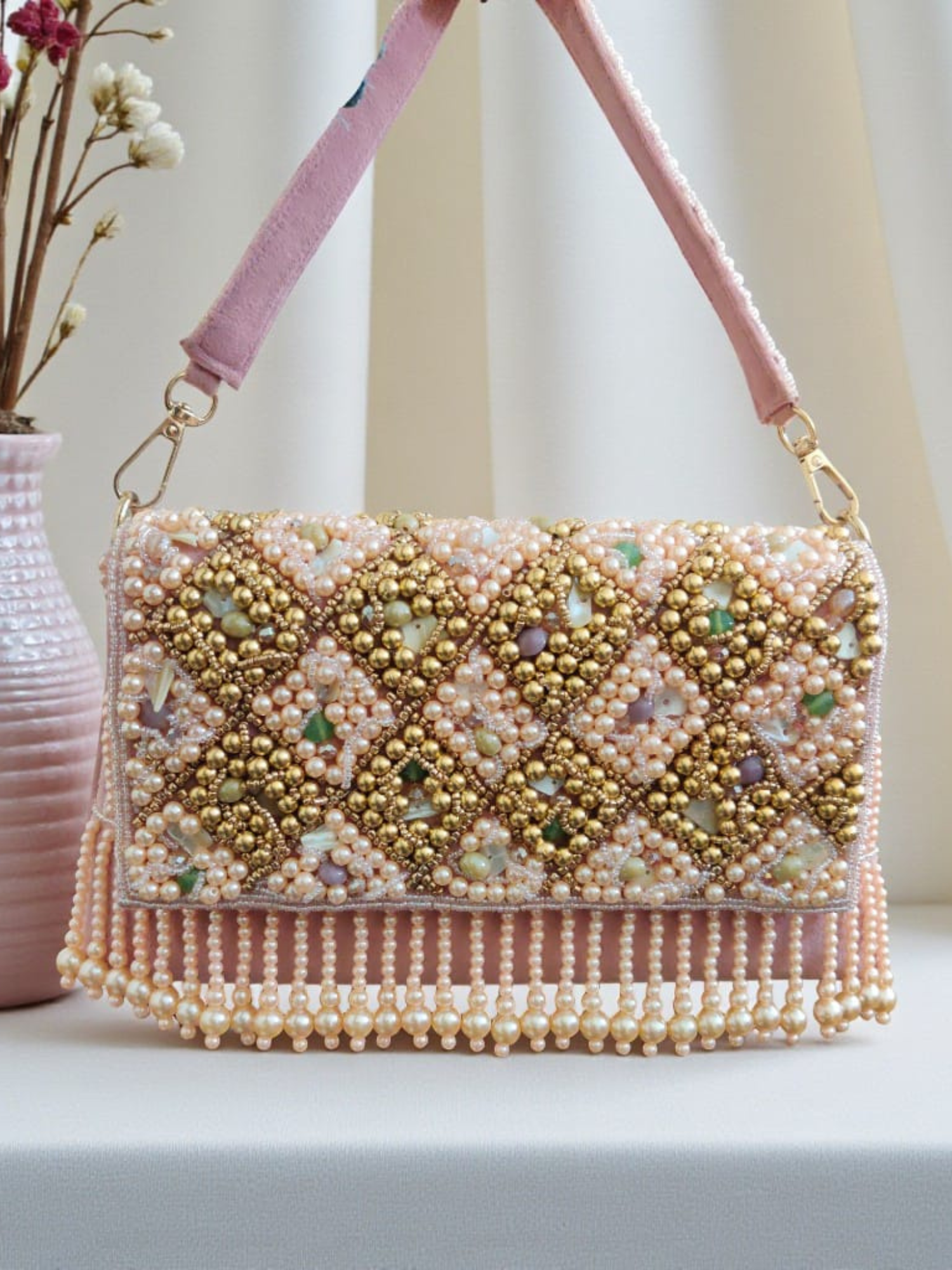 Riwaayat Jaal Clutch