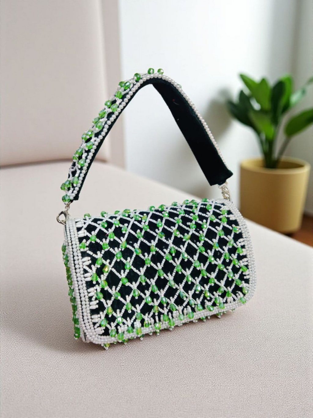 Ruhani Clutch