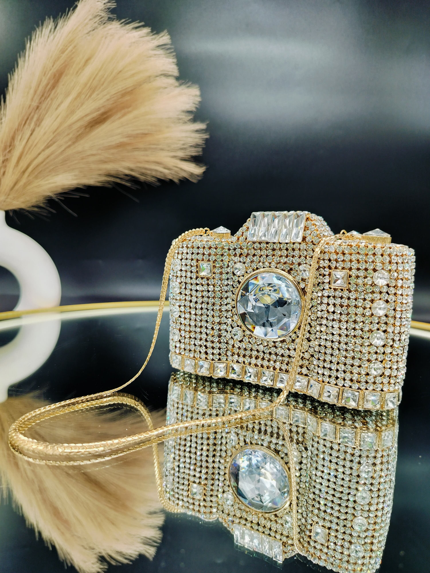 Shutter Spark Clutch