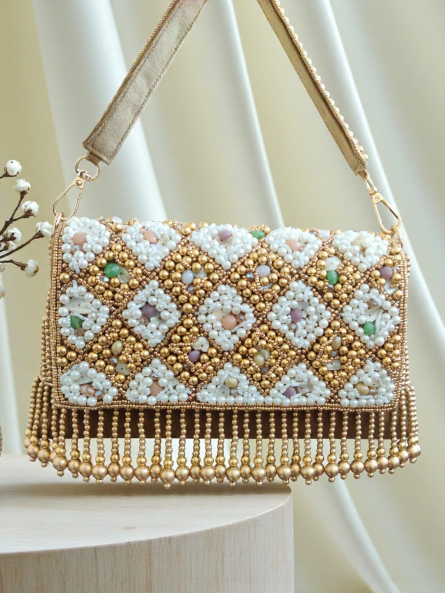Riwaayat Jaal Clutch