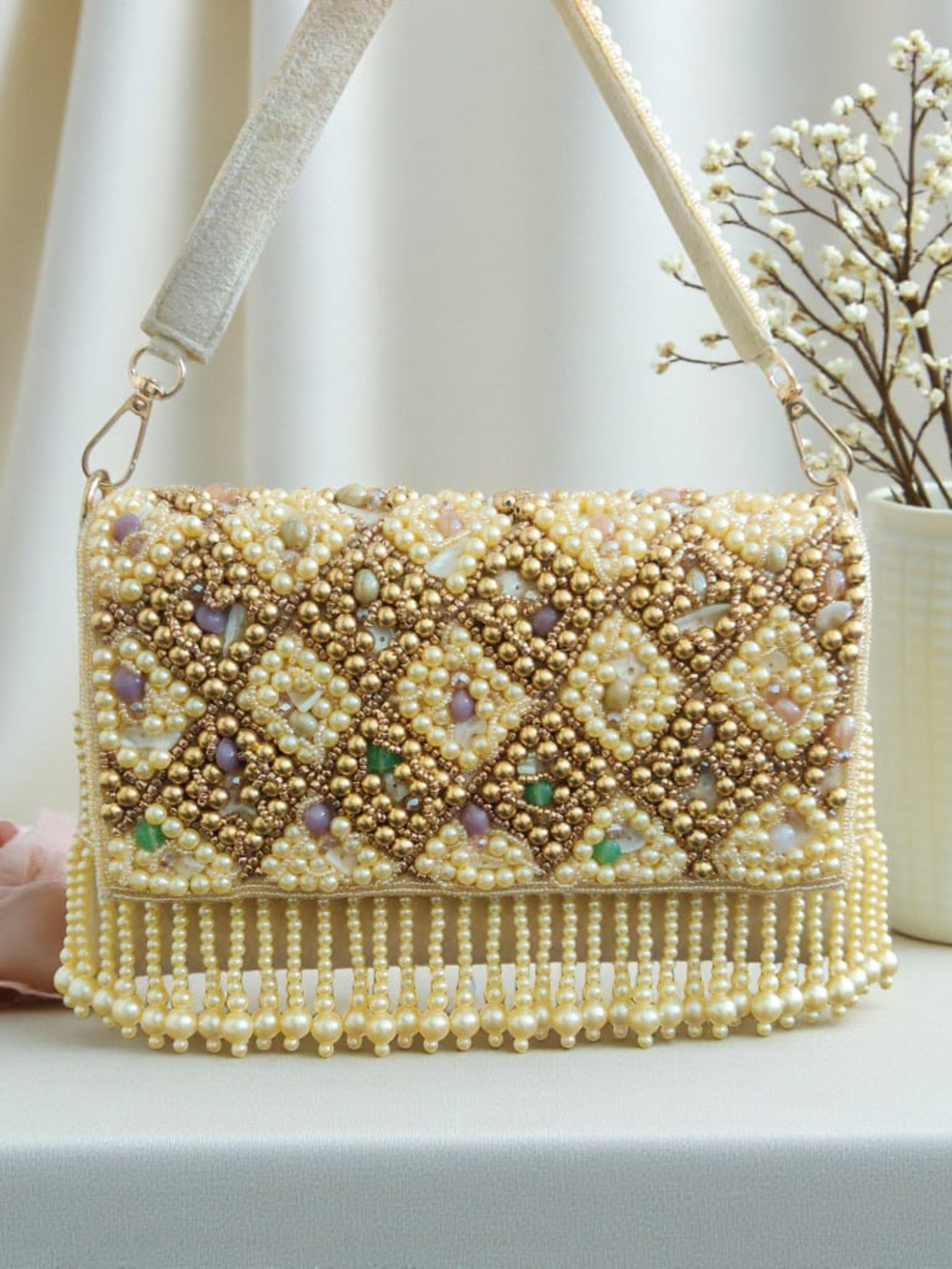 Riwaayat Jaal Clutch