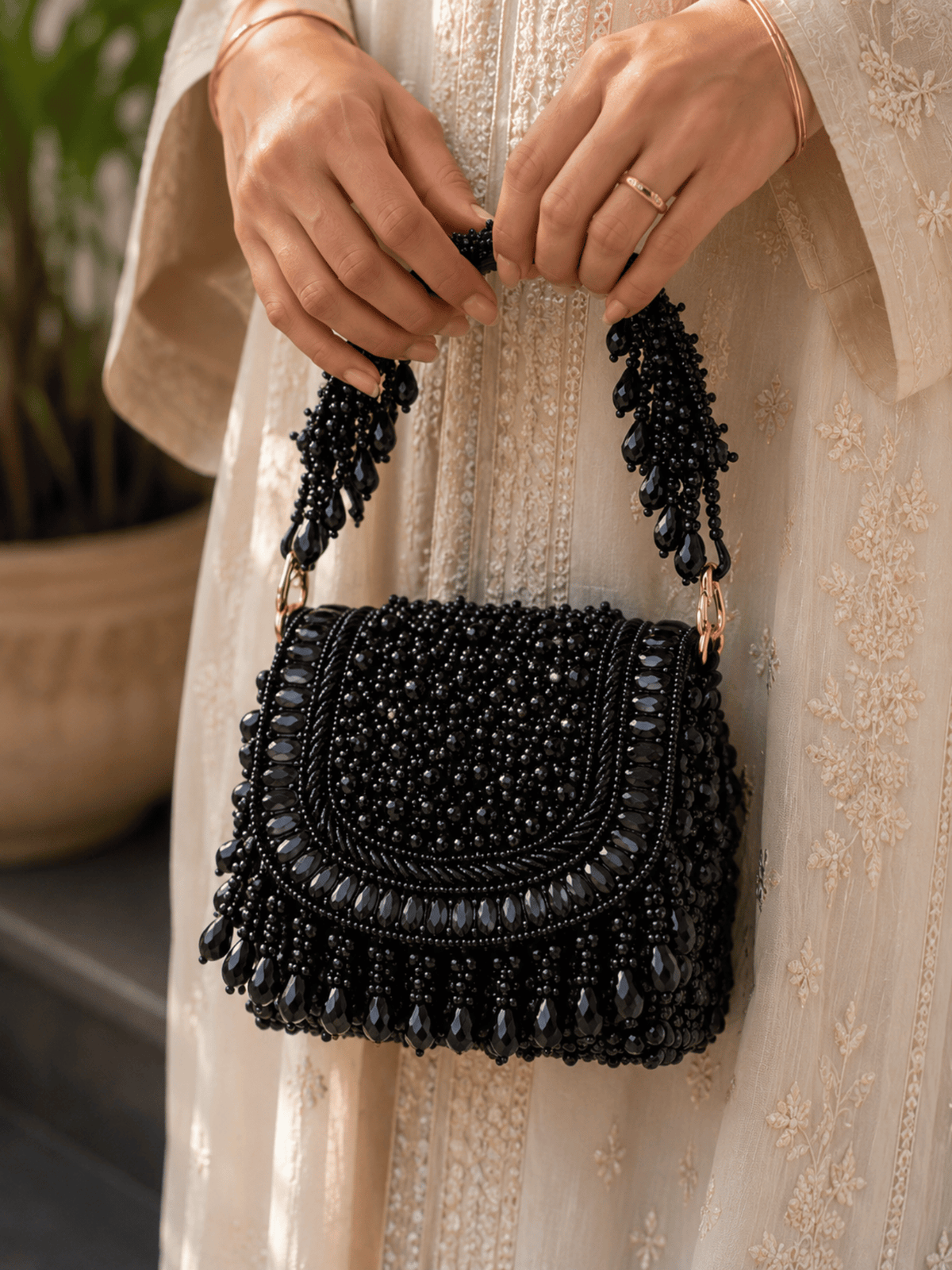 Pearl Noor Mini Clutch