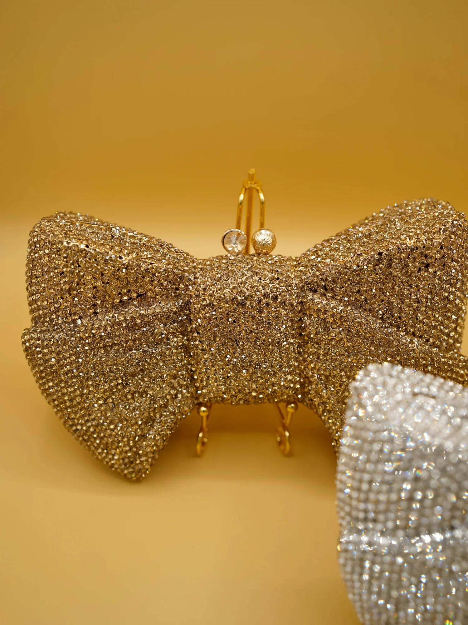Ribbon Crystal Bag