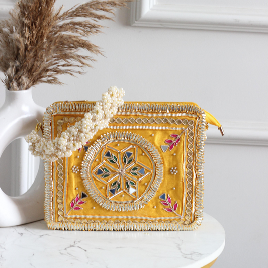 Sunehri Gota Patti Bag