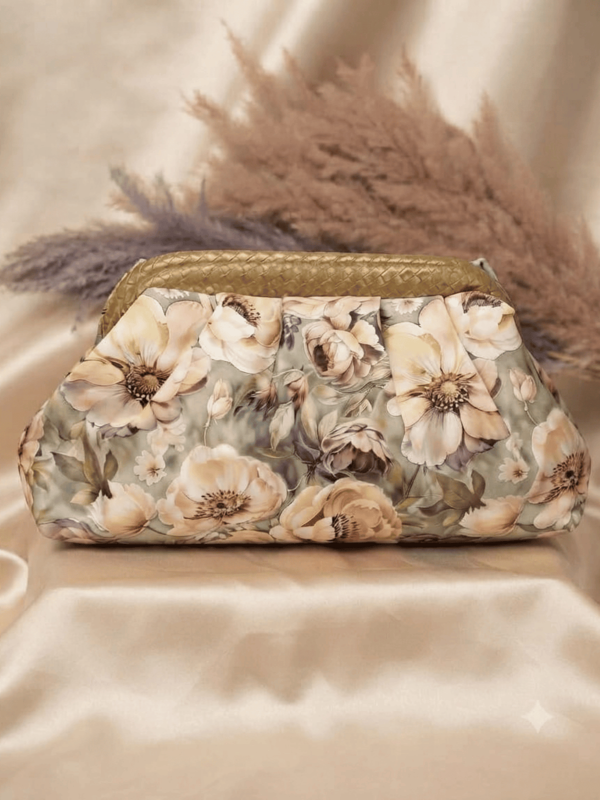 Floral Elegance Printed Batua Bag