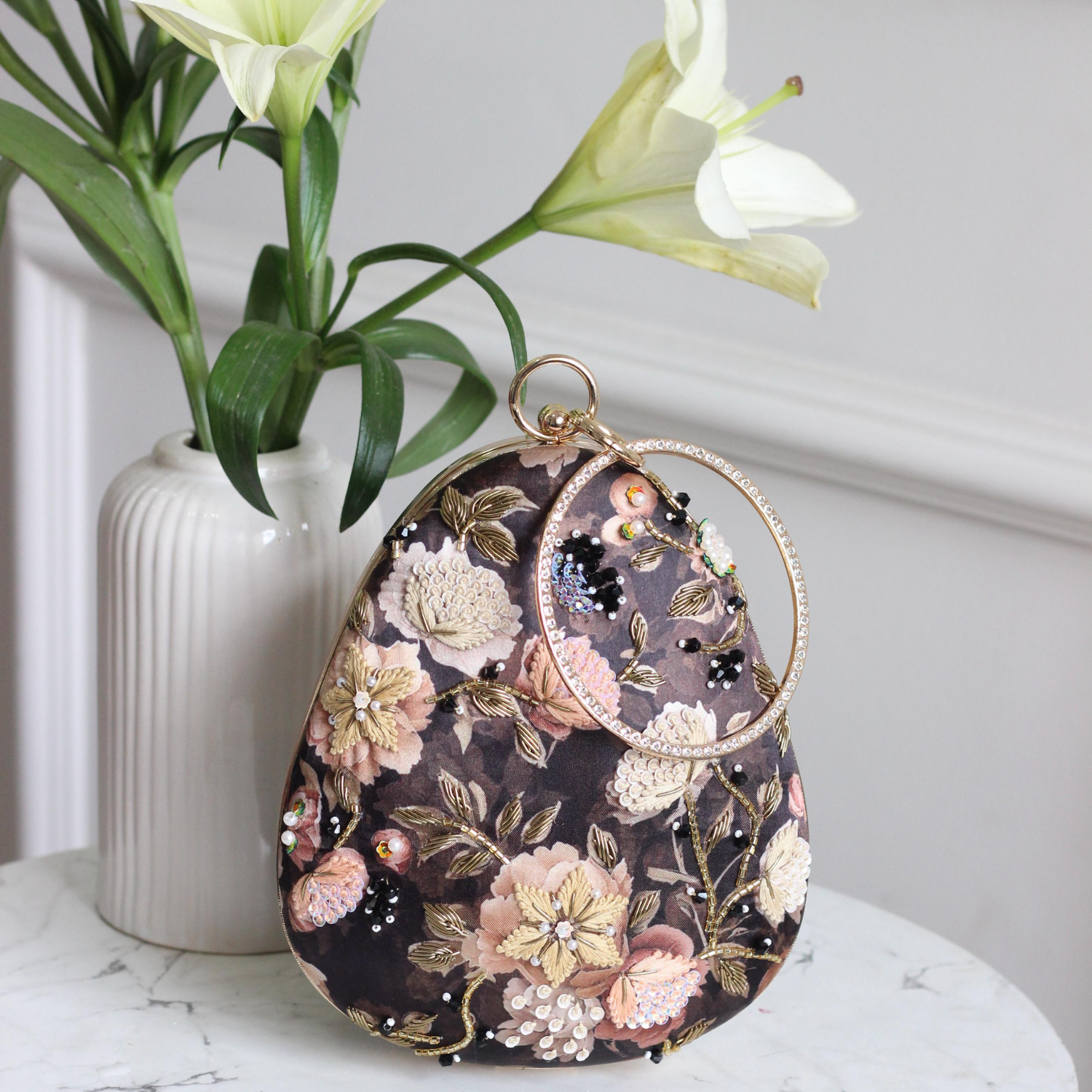 Rosé Riwaayat Embroidered Clutch