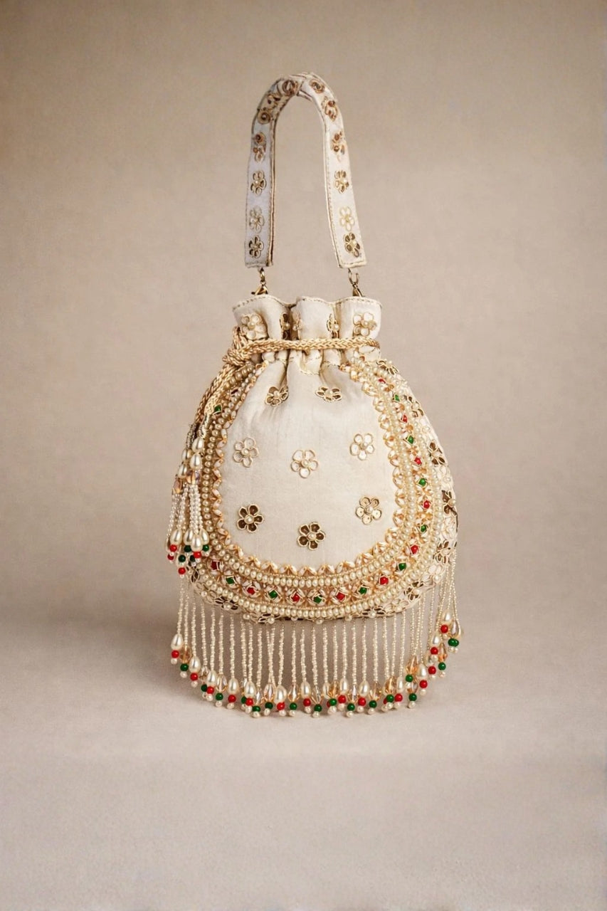 Ivory Heirloom Pearl Potli