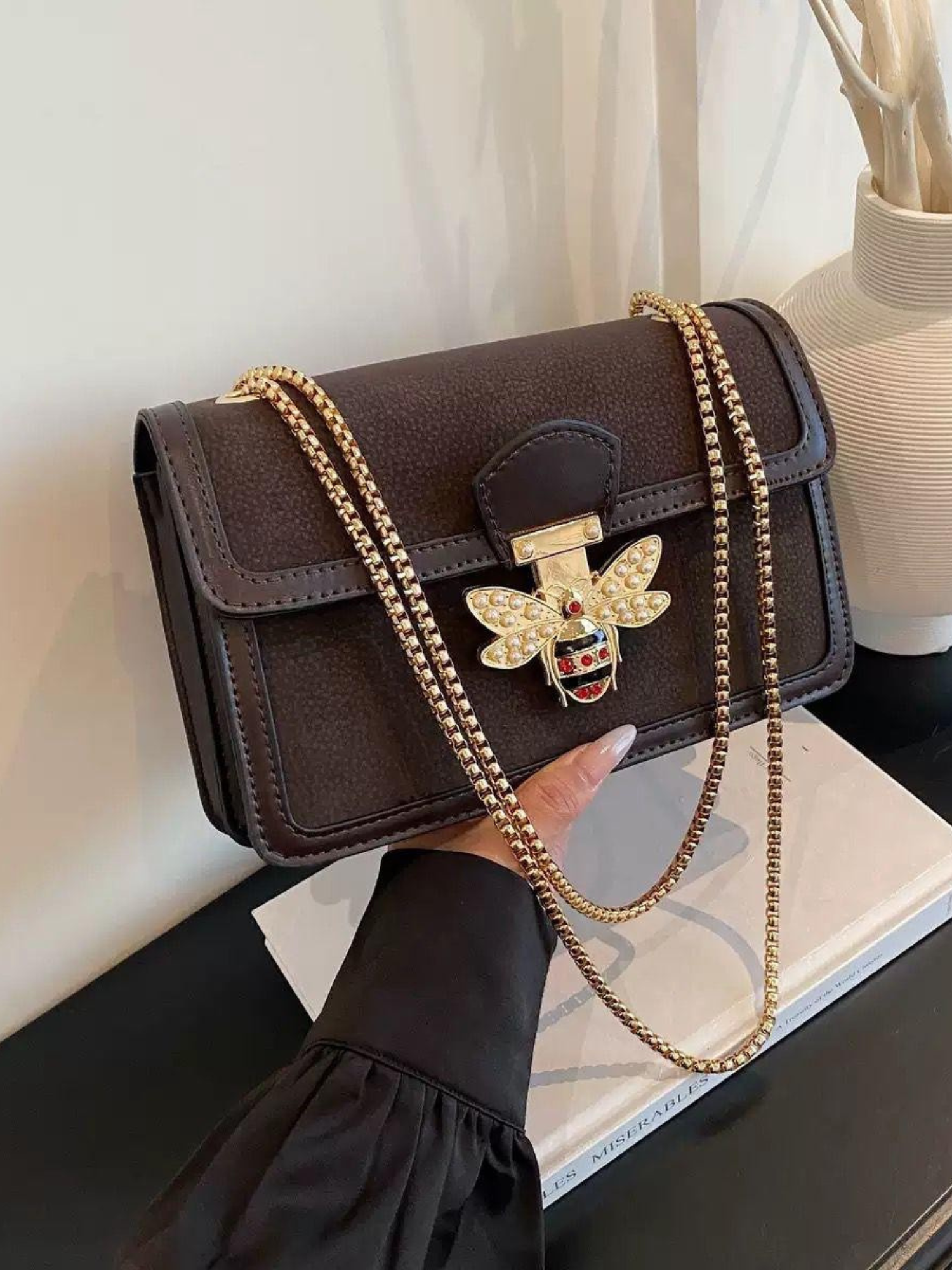 Aurelia Bee Sling Bag (4 Colors)