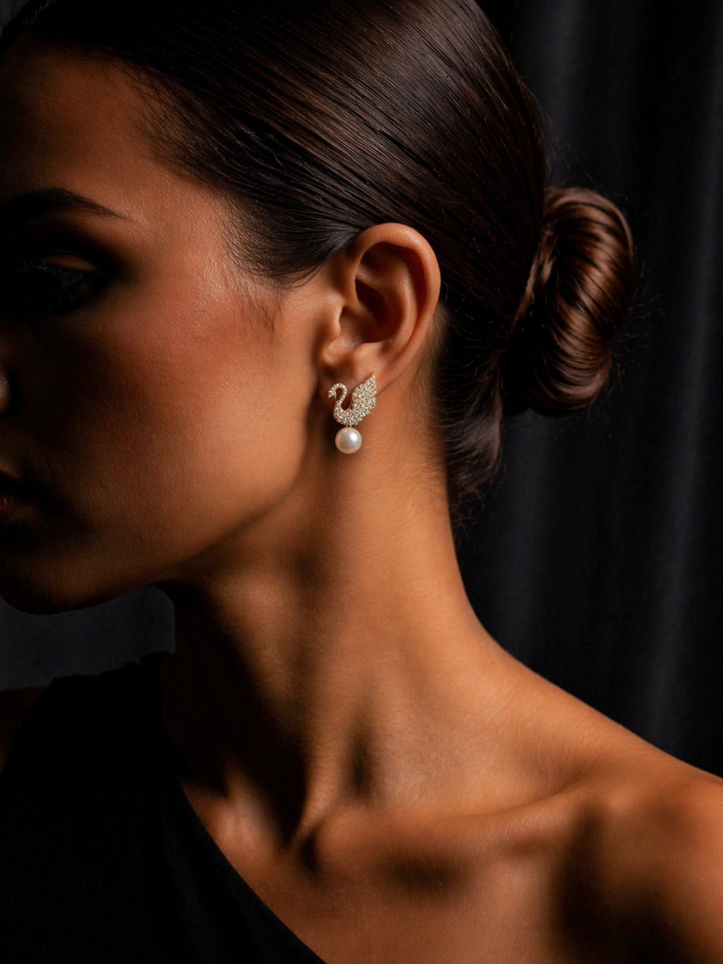 Swan Pearl Elegance Studs