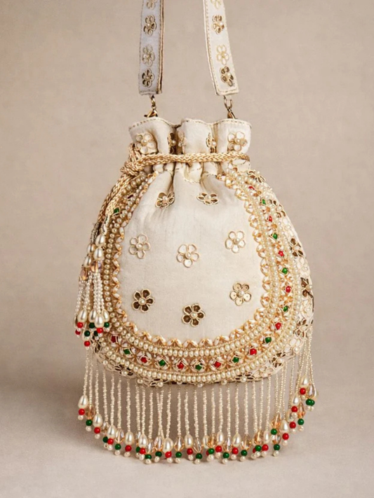 Heirloom Pearl Potli