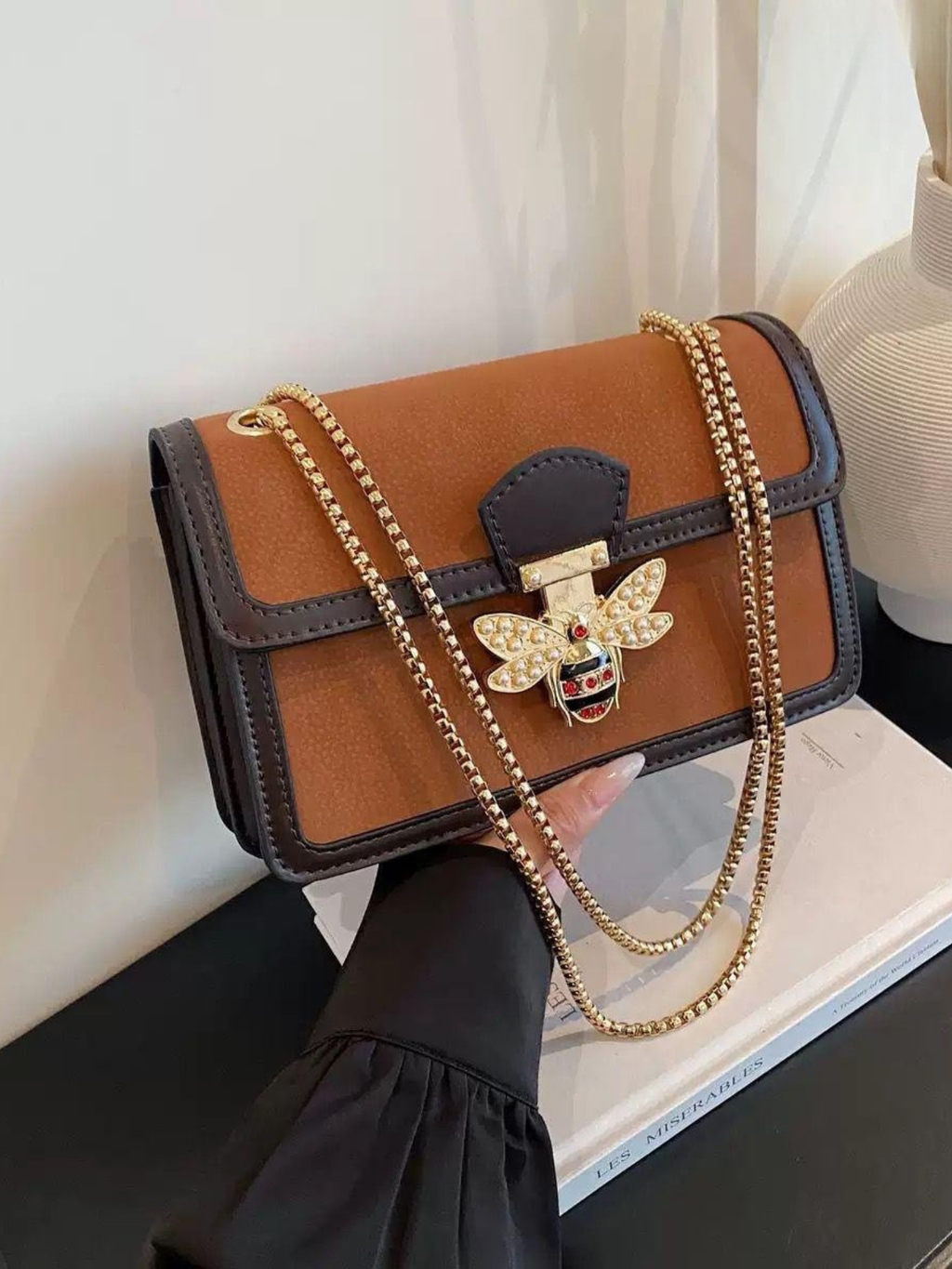 Aurelia Bee Sling Bag (4 Colors)