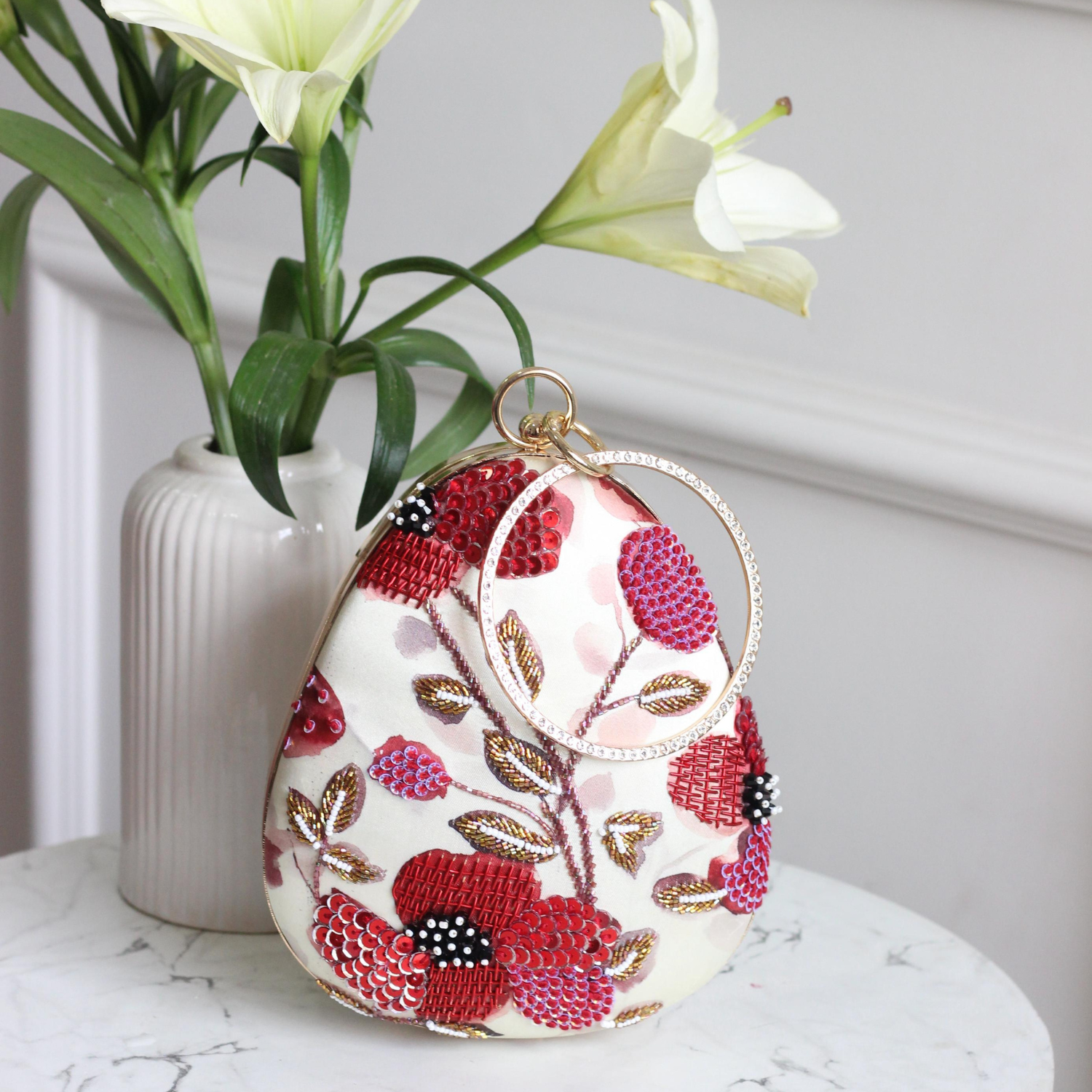 Gulzar Gleam Embroidered Clutch