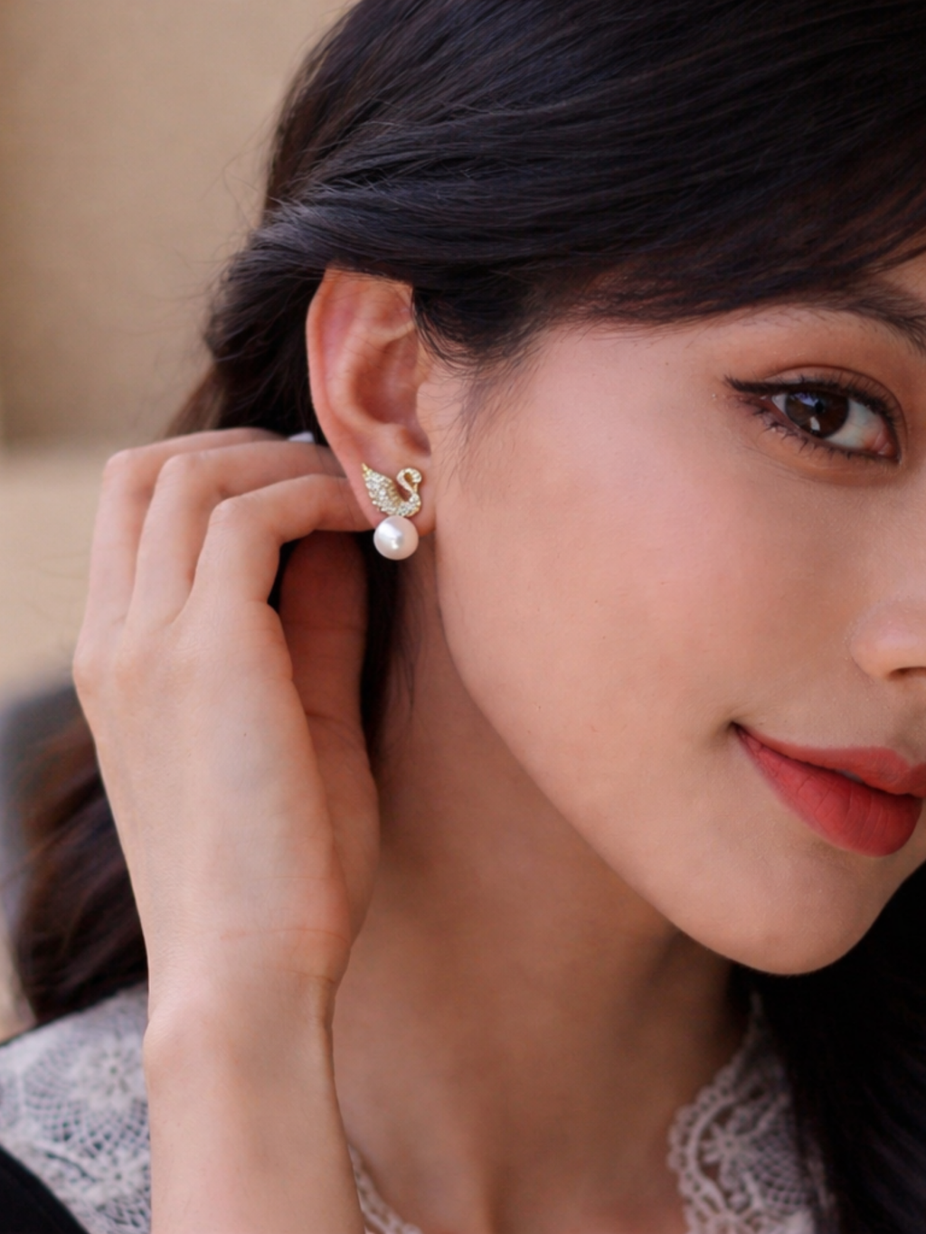 Swan Pearl Elegance Studs