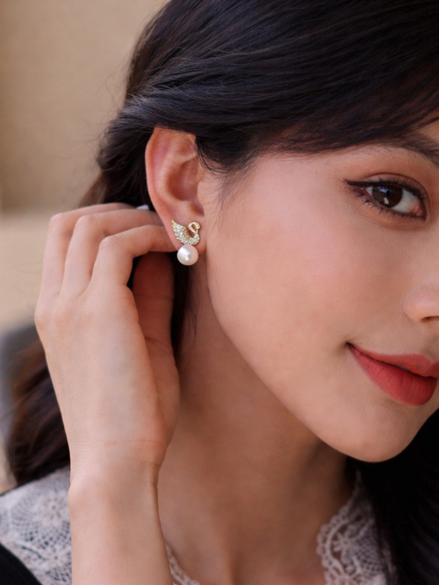 Swan Pearl Elegance Studs