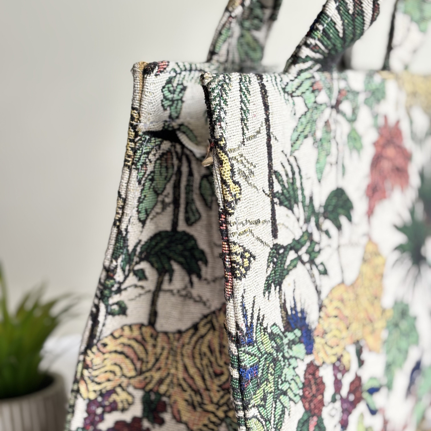 Botanic Safari Tote