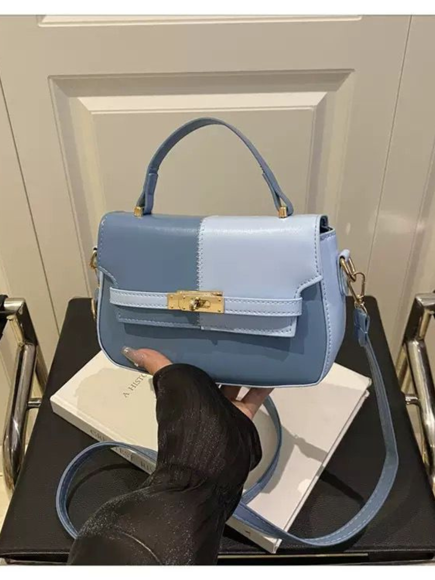 Signature Lock Bag (6 Colors)