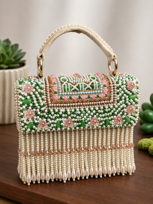 Noor Tassel Clutch
