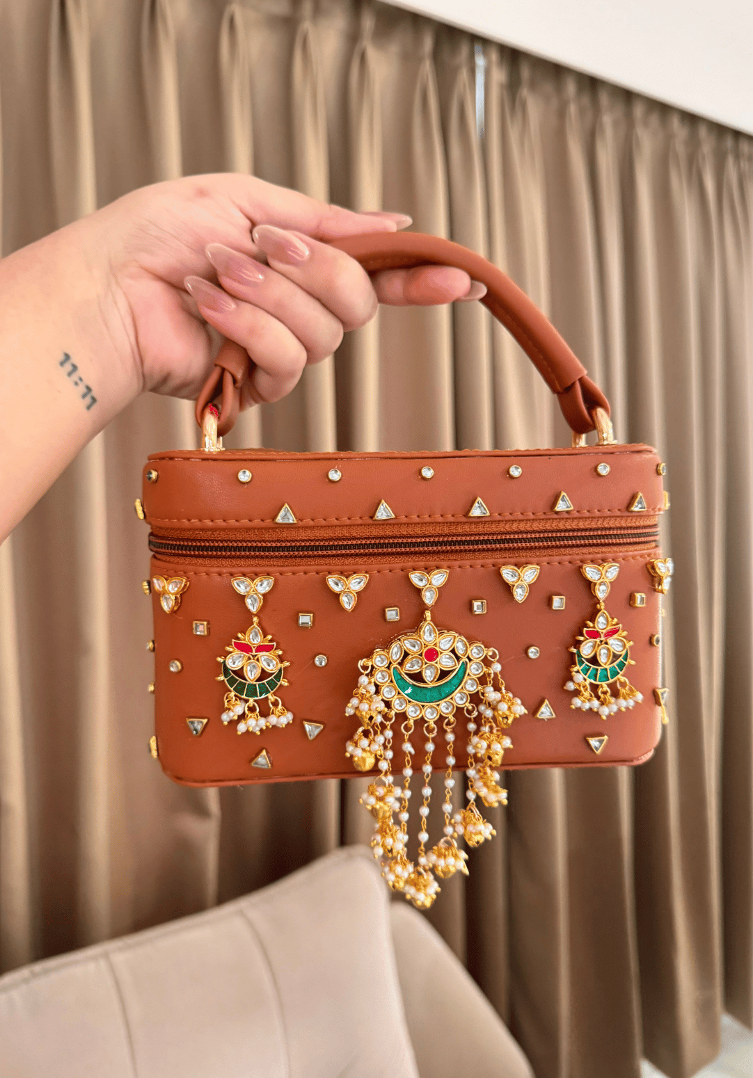 Aira Kundan Vanity Bags