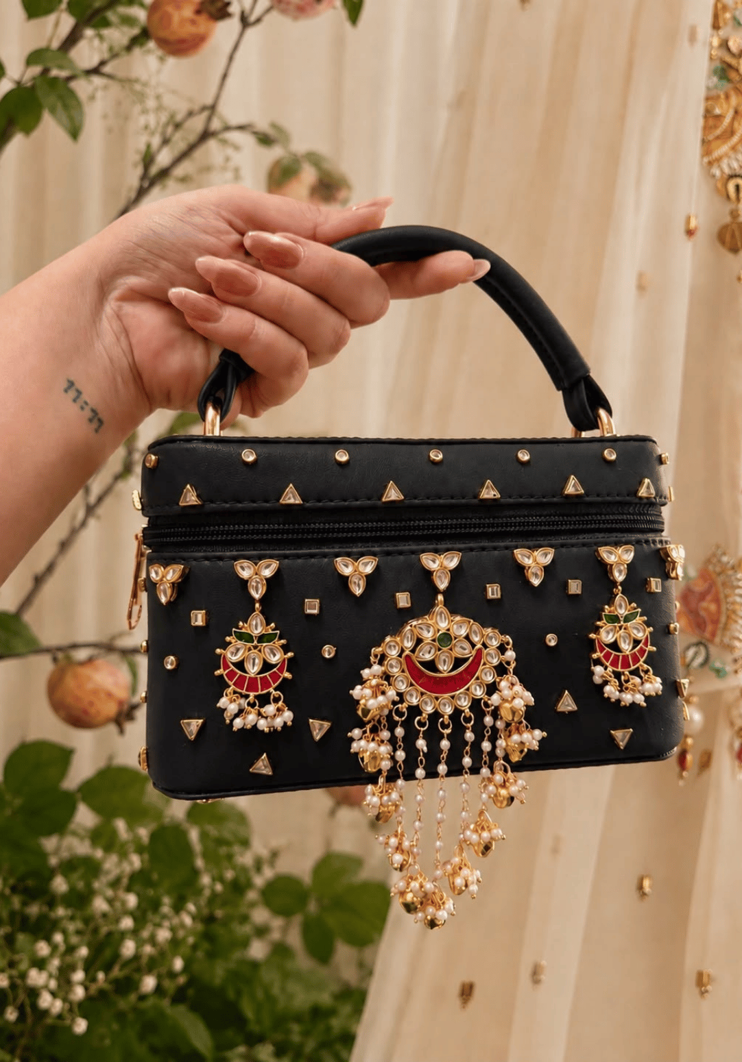 Aira Kundan Vanity Bags