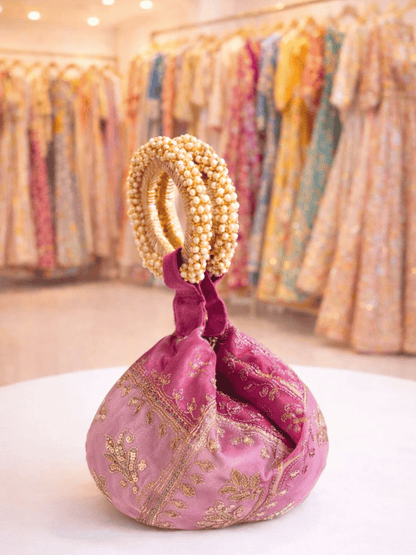 Gajra Grace Potli