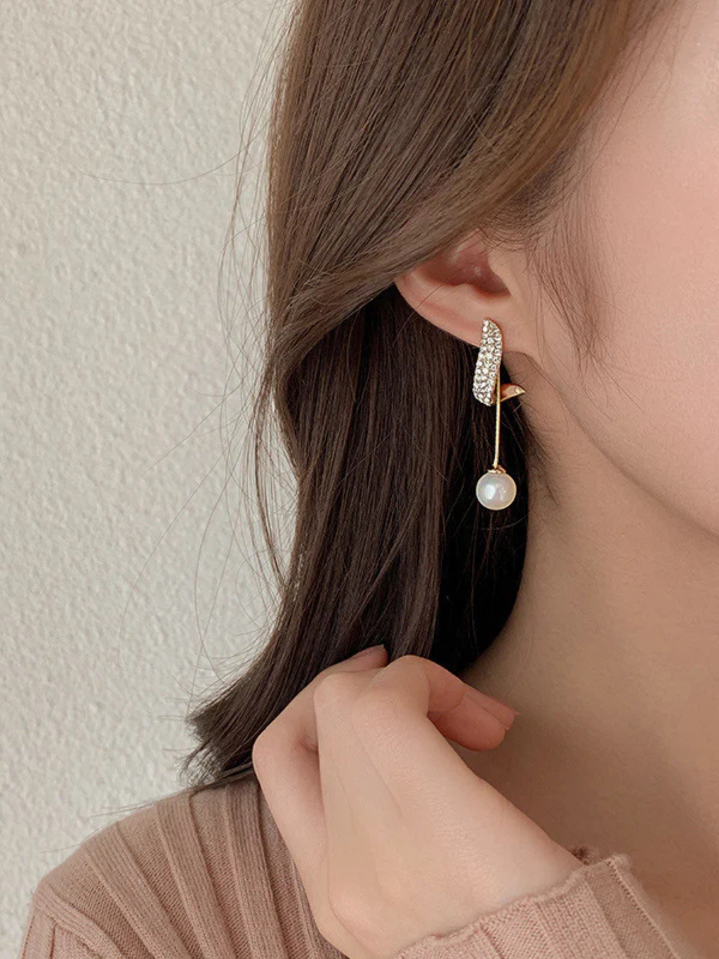 Crystal Curve Pearl Drop Earrings