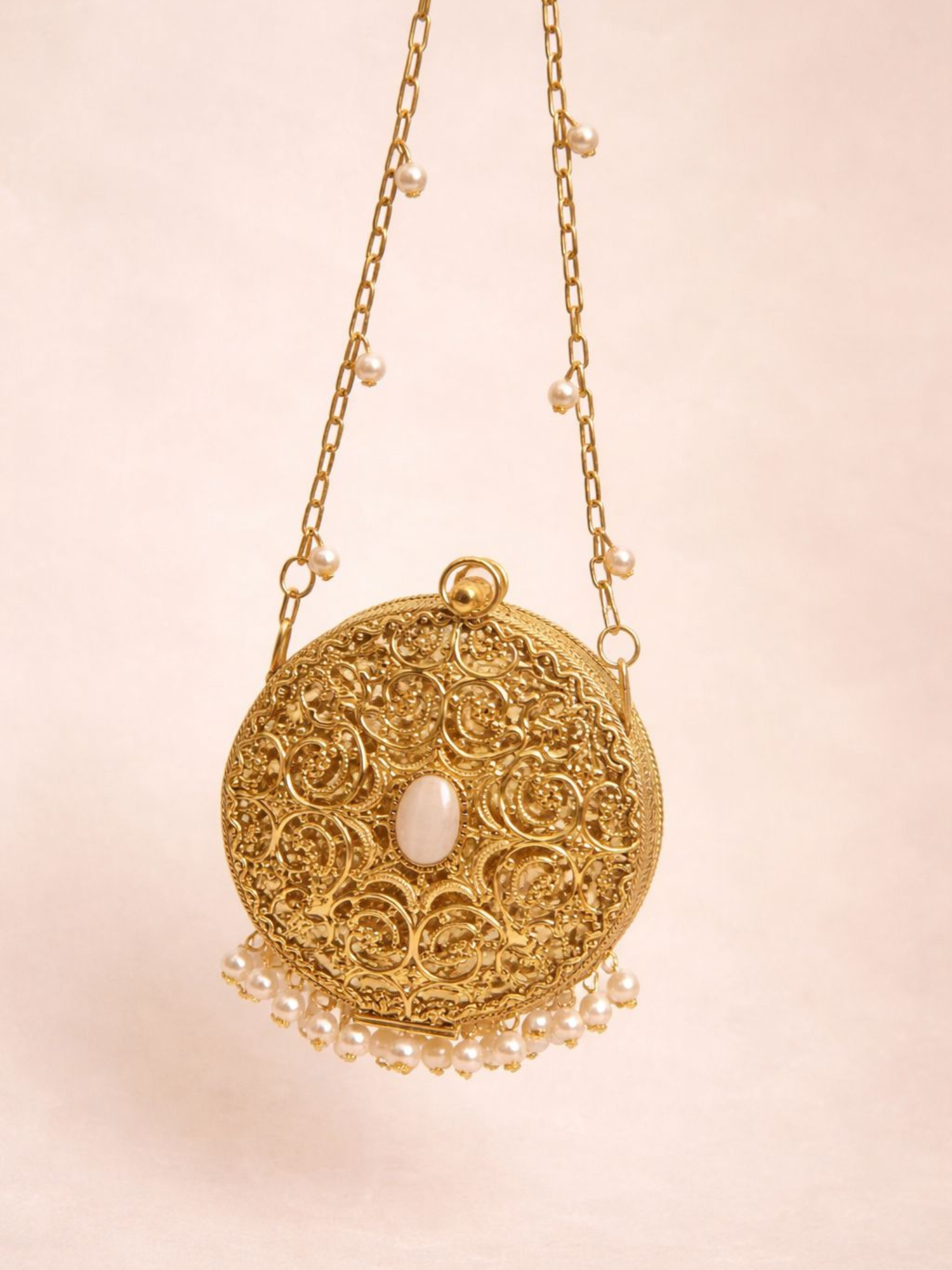 Noor Mahal Round Clutch