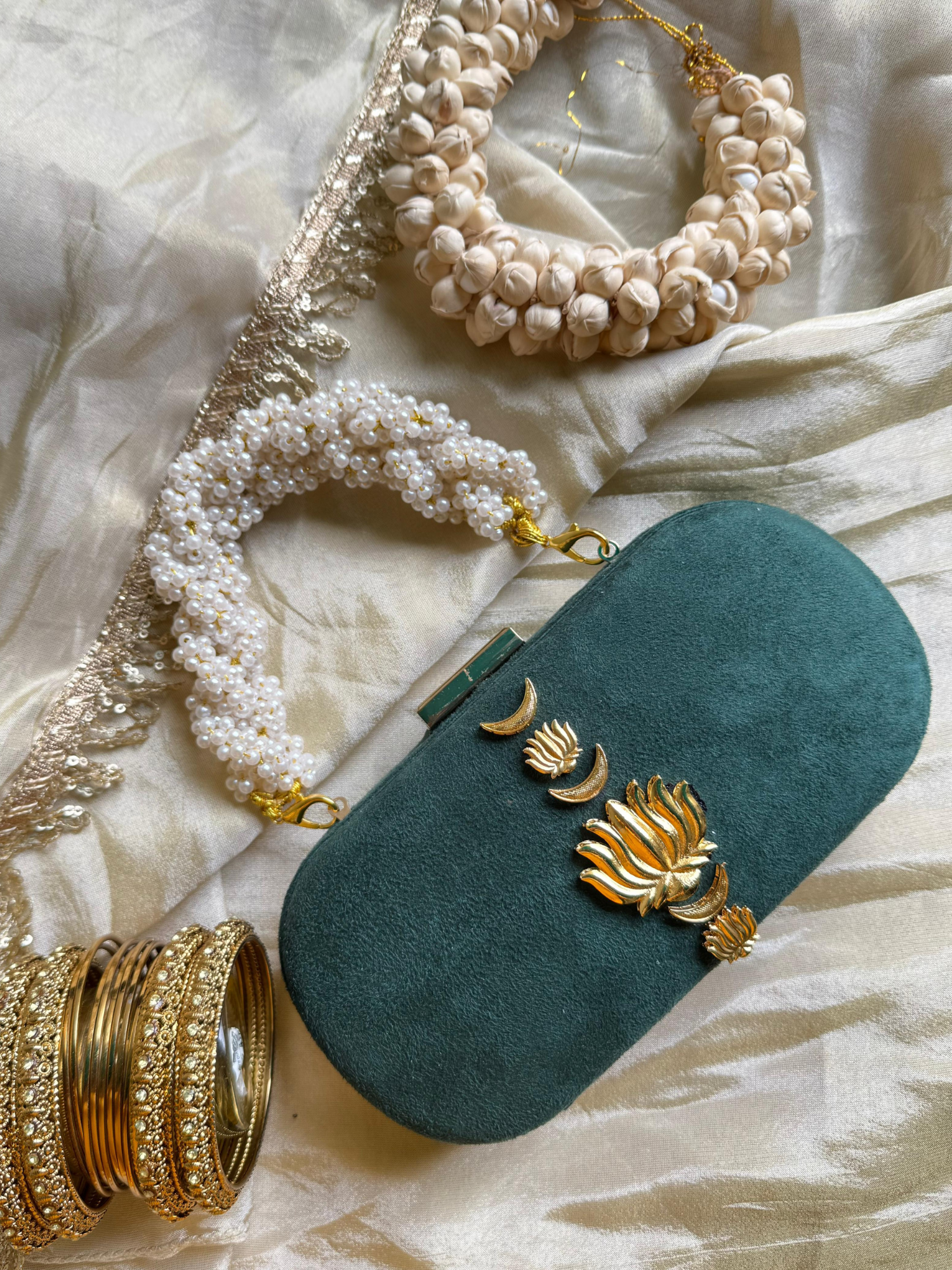 Maharani Kundan Clutch