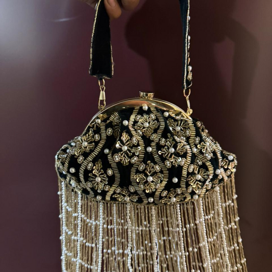 Zehra Tassel