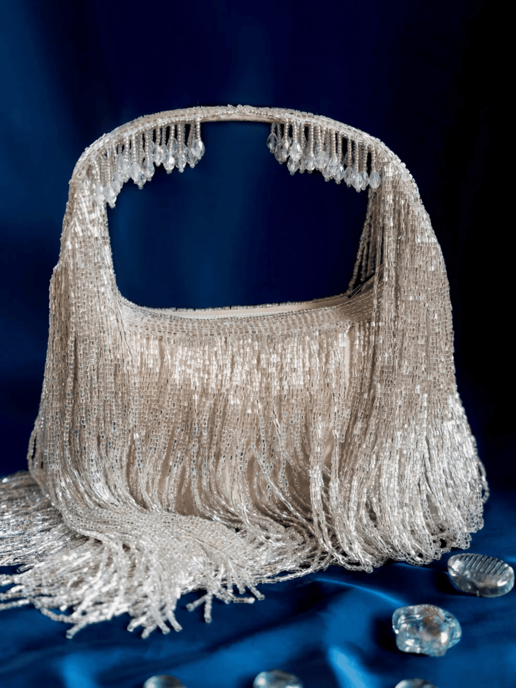 Noir Tassel Royale
