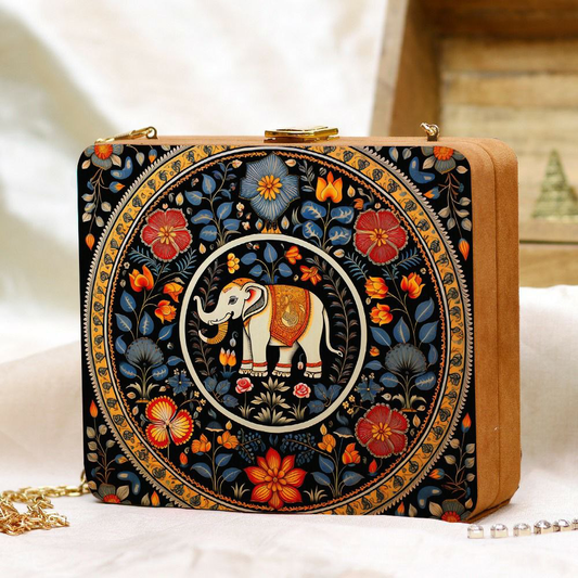 Box Clutch Print in Matt Finish Satin