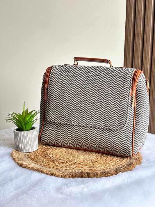 Double Magnet Duffle Bag