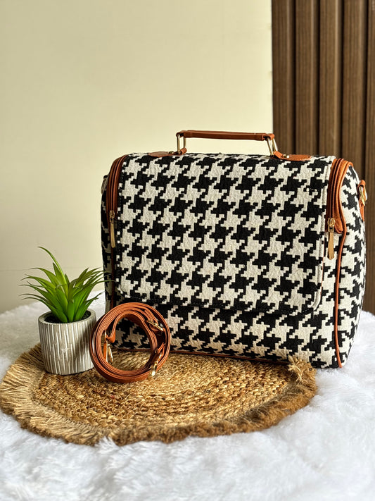 Double Magnet Duffle Bag