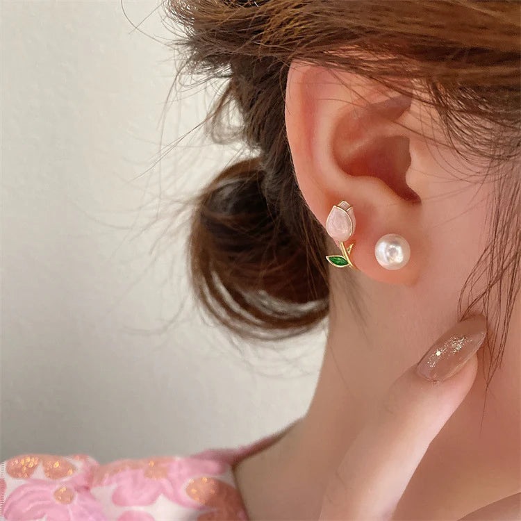 Pearl Blossom Earring