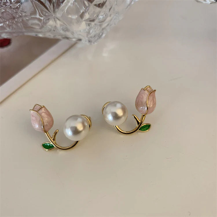 Pearl Blossom Earring