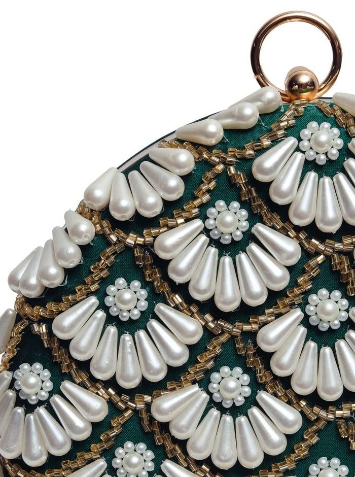 Noor Jharokha Clutch