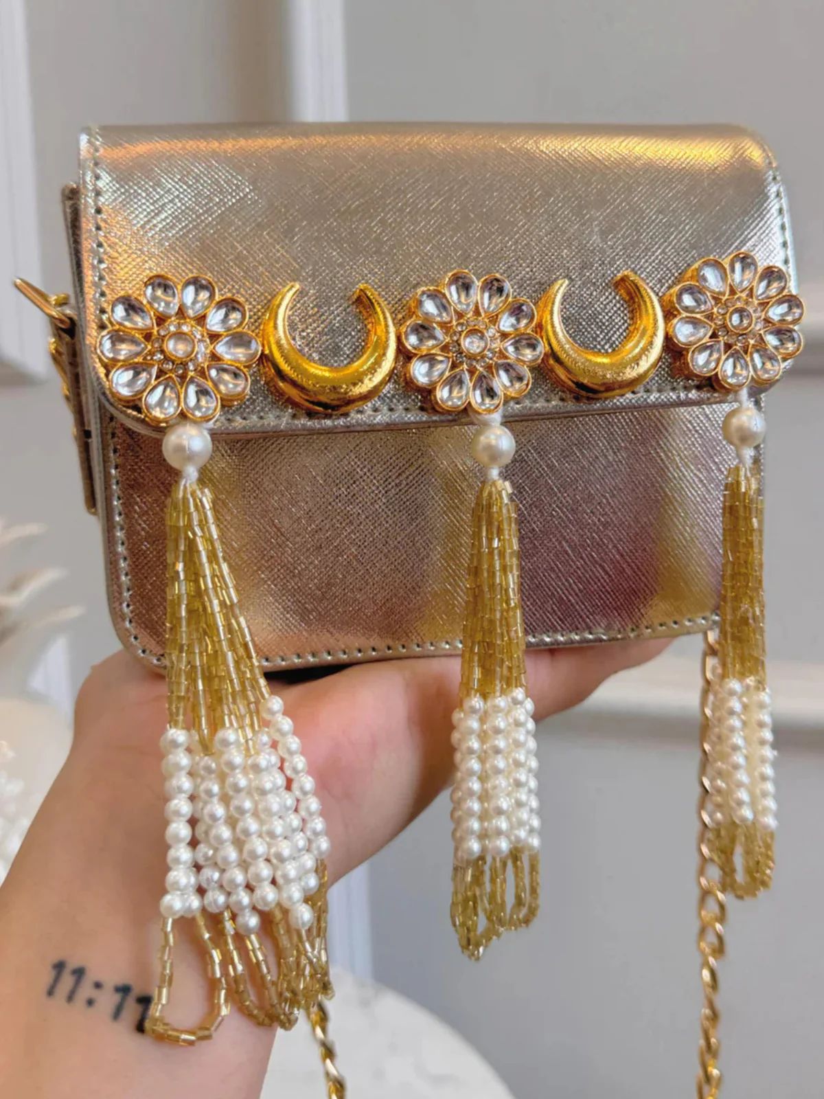 Noor-e-Chaand Tassel Clutch