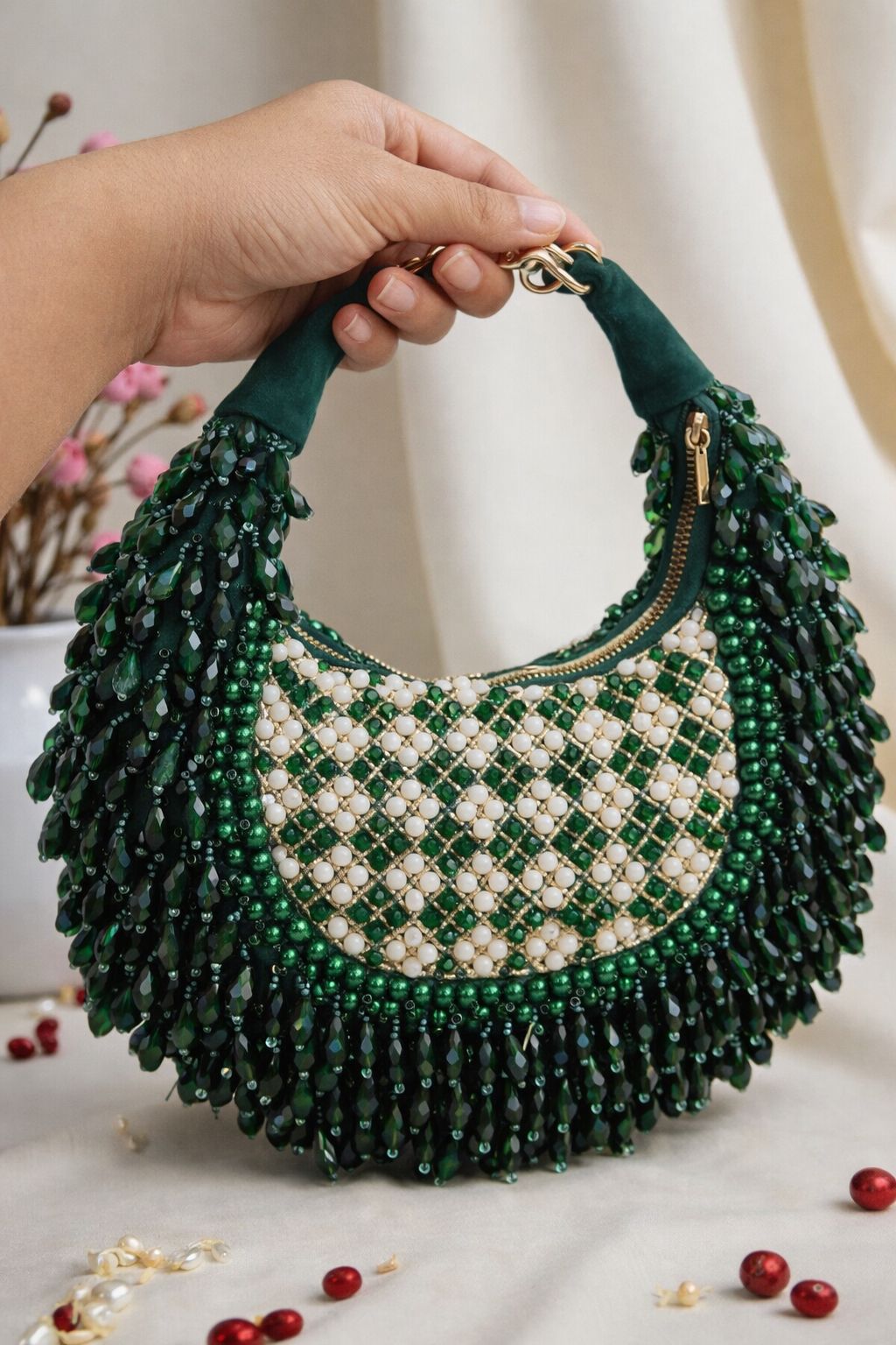 Pearl Cascade Clutch